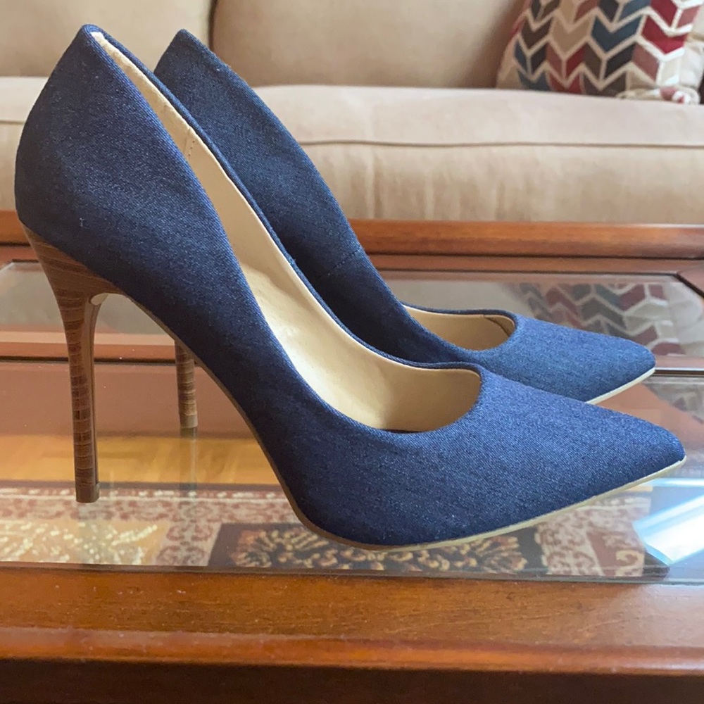 Denim pumps